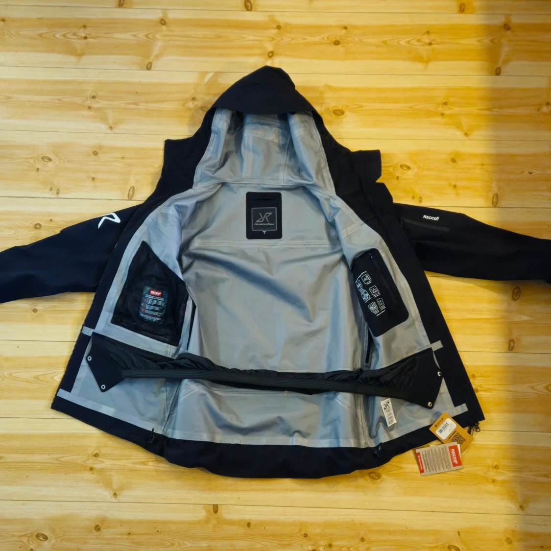 Helt Ny Revolution Race skal/skidjacka - 1