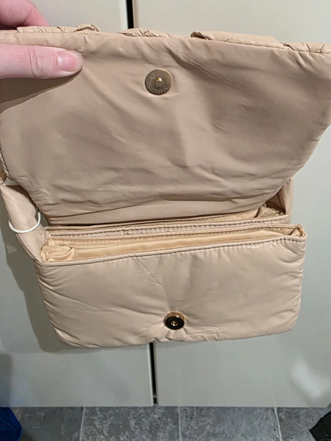 Beige quiltad axelväska Carin Wester - 2