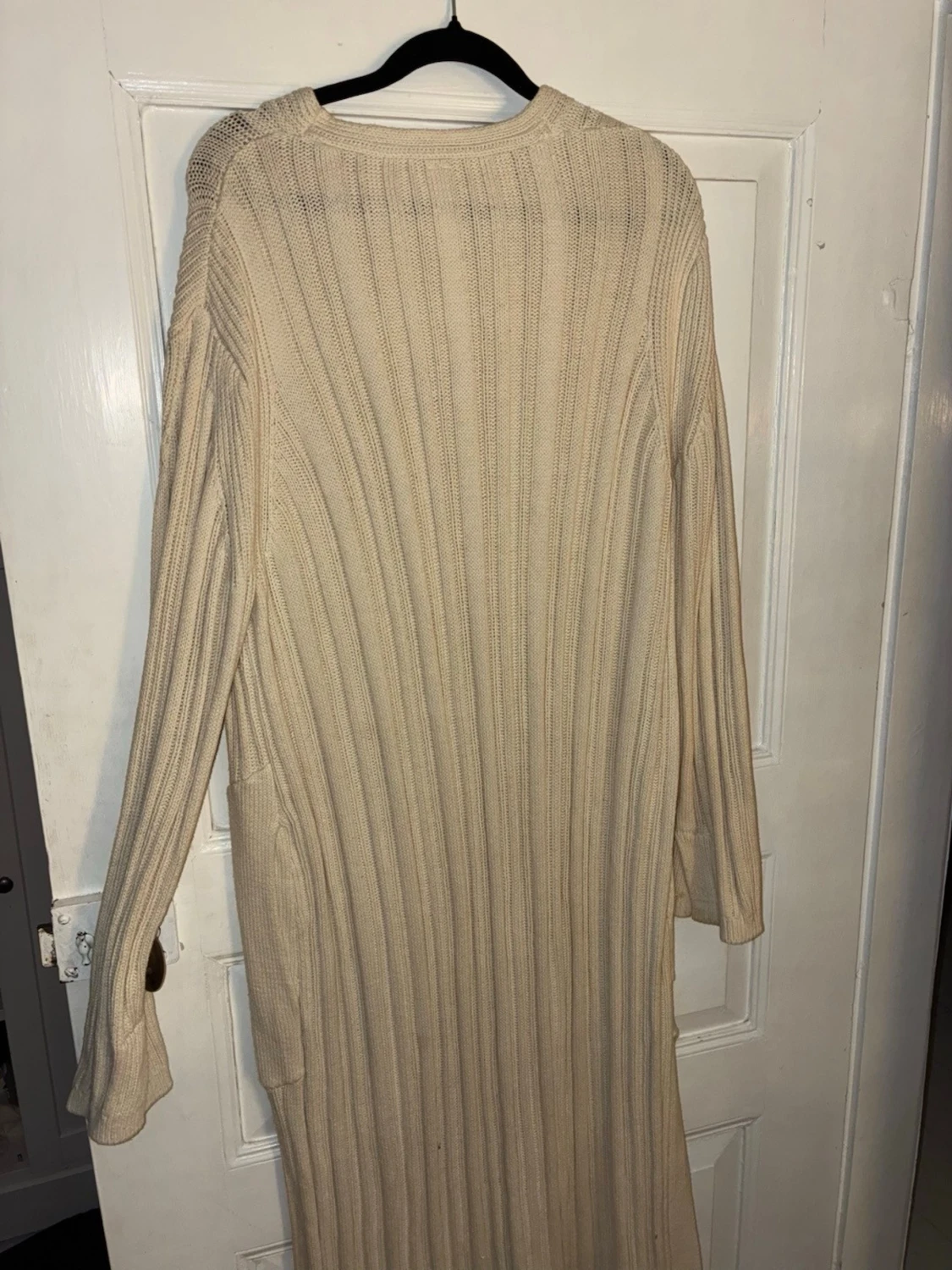 Beige ribbad lång stickad klänning kay/day - 2