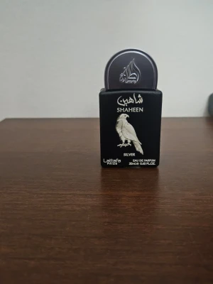 Lattafa Pride Shaheen Silver 20 ml - Endast testad och 20 ml.
