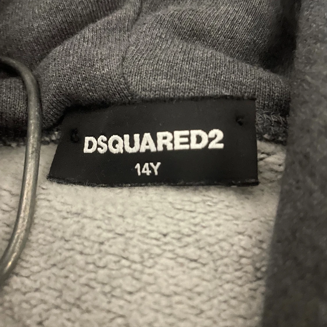 Grå hoodie från Dsquared2 med dragkedja - 2