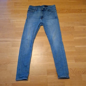 Tiger of sweden jeans storlek 30/32 - Ljus blå Tiger of sweden jeans i storlek 30/32 i mycket bra skick 