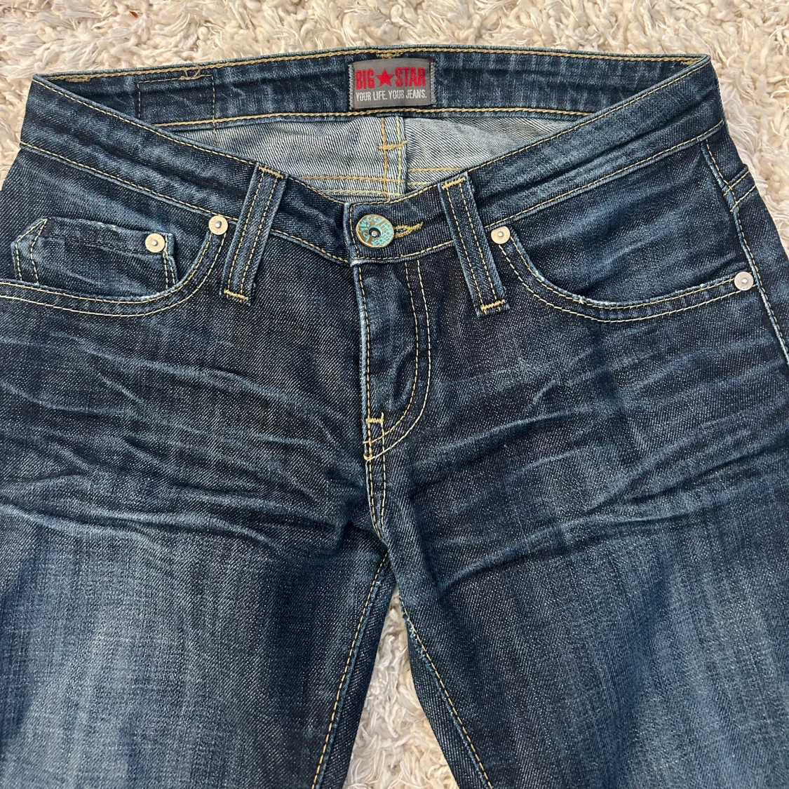 Blå bootcut jeans från Big Star - 2