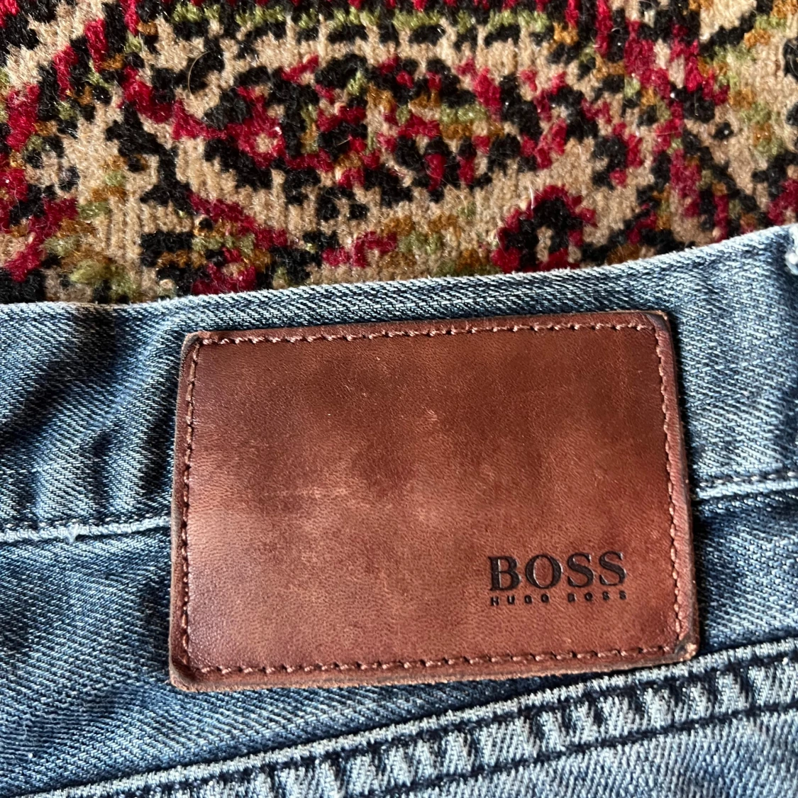 Mörkblå jeans från Hugo Boss - 1