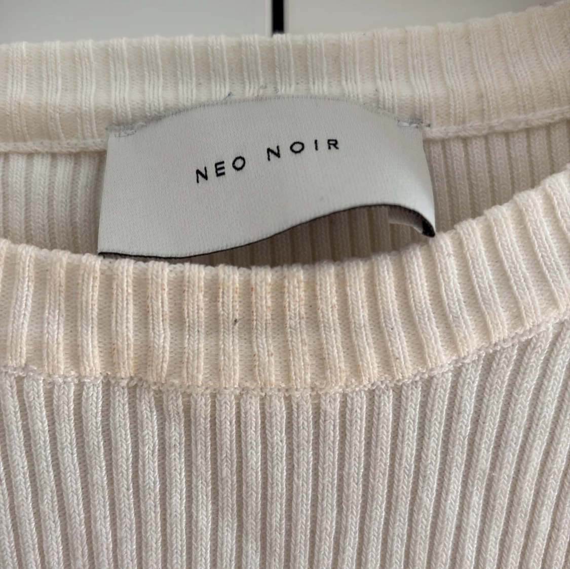  tröja från Neo Noir - 1