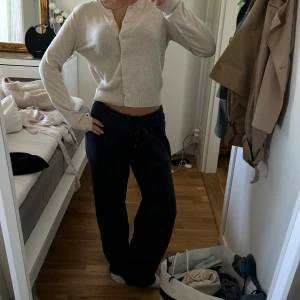 Beige tröja  - Super fin beige kofta 