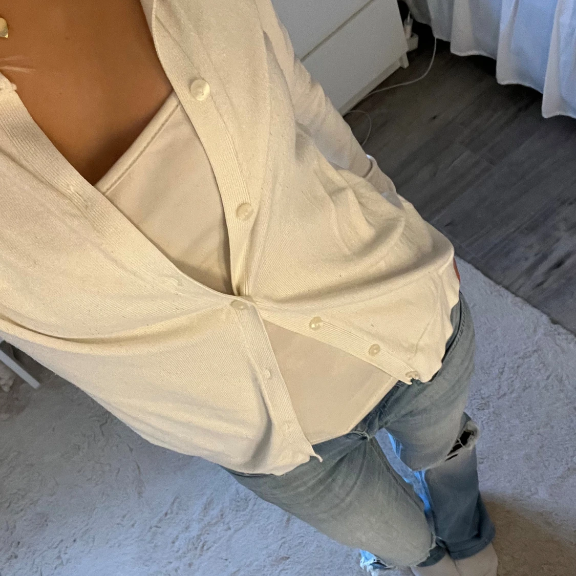 Vit kofta från KappAhl med knappar - 2