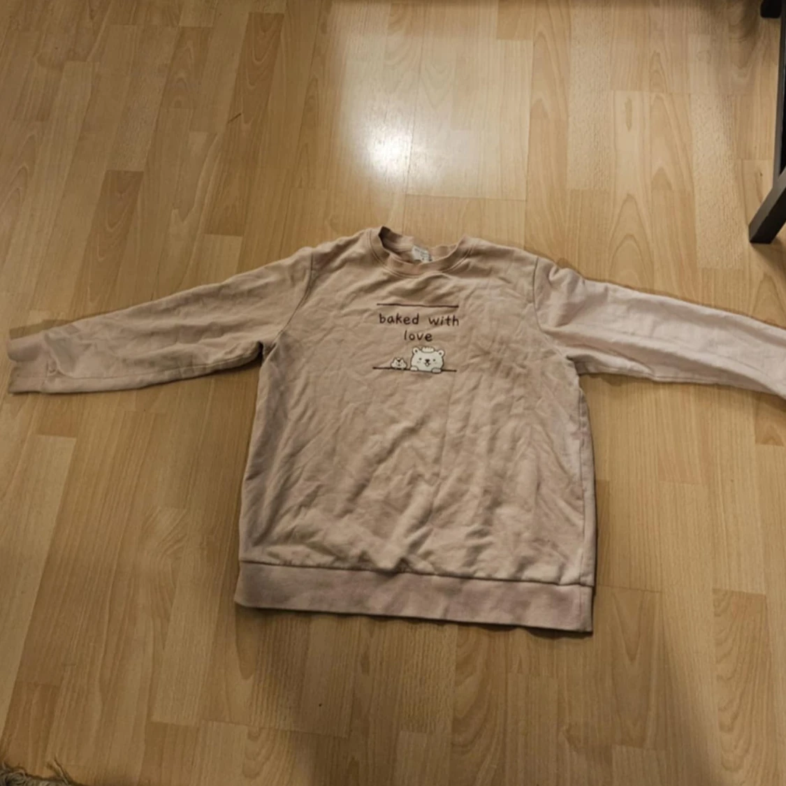 Beige sweatshirt med söt björn från GIADAO