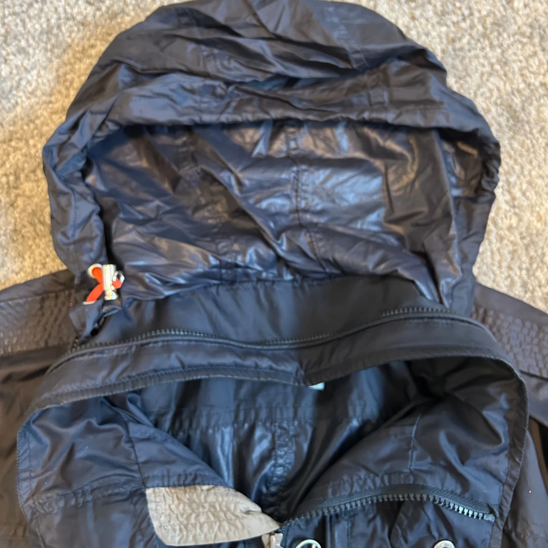 Mörkblå vindjacka från J.Lindeberg - 2