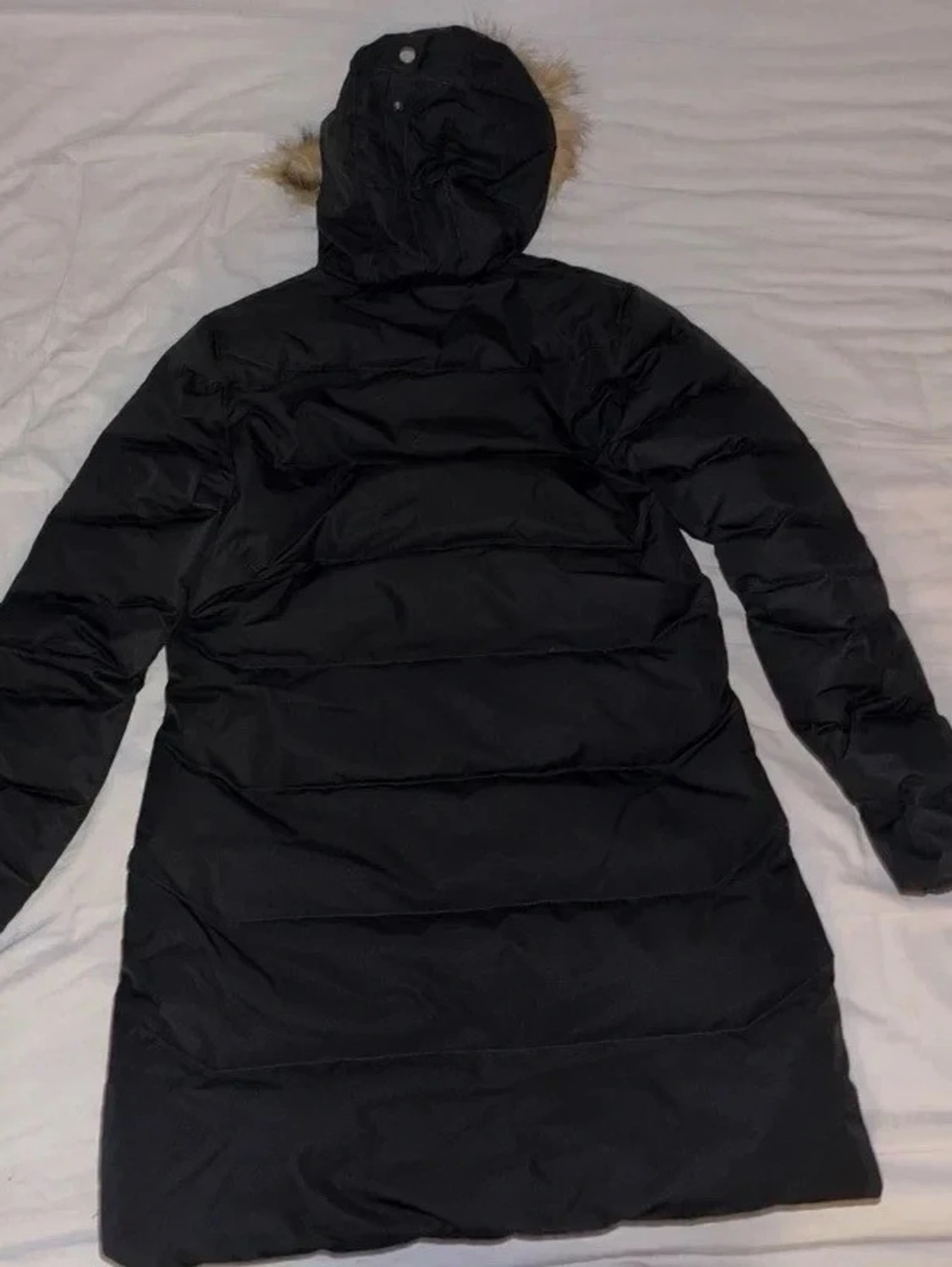 Svart lång pufferjacka Helly Hansen - 1