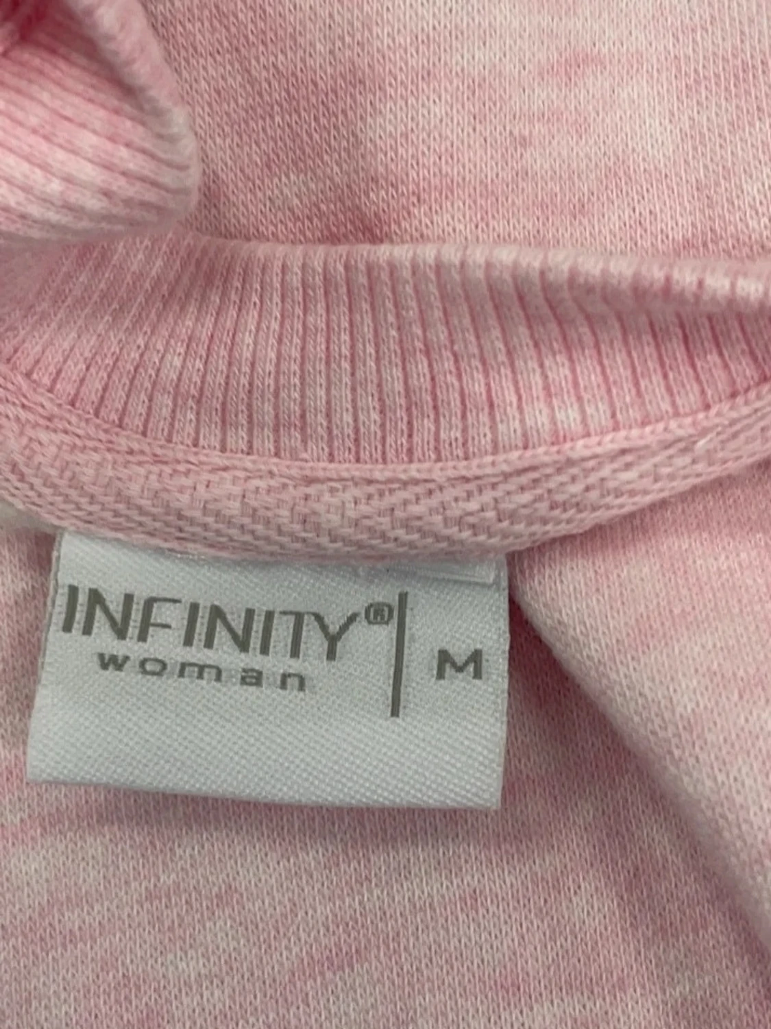Ljusrosa sweatshirt från Infinity Woman - 3