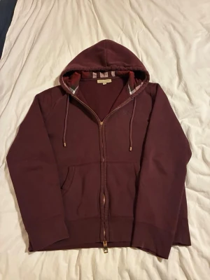 Burberry - Sjukt fet 