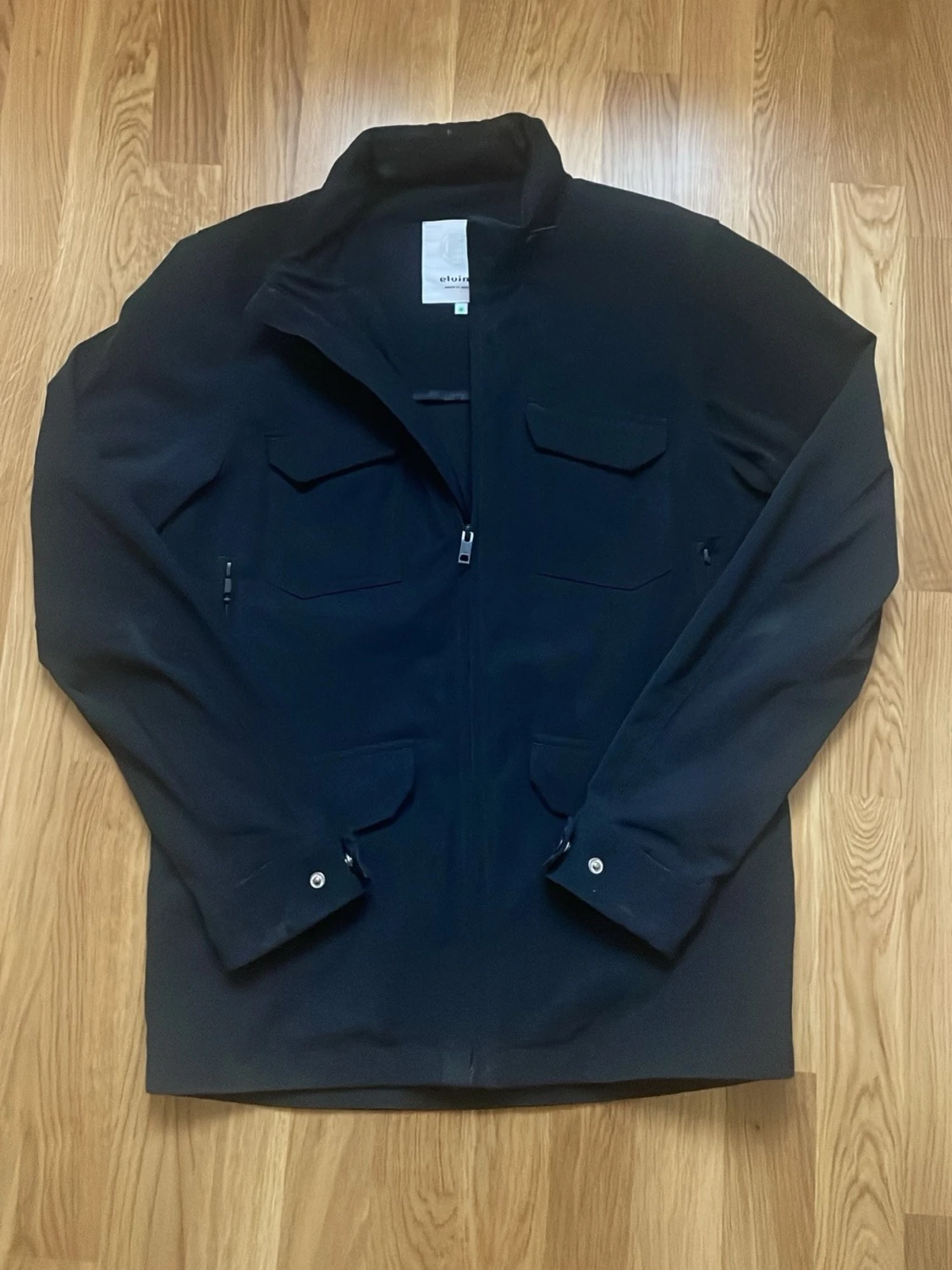 Marinblå field jacket från Elvine