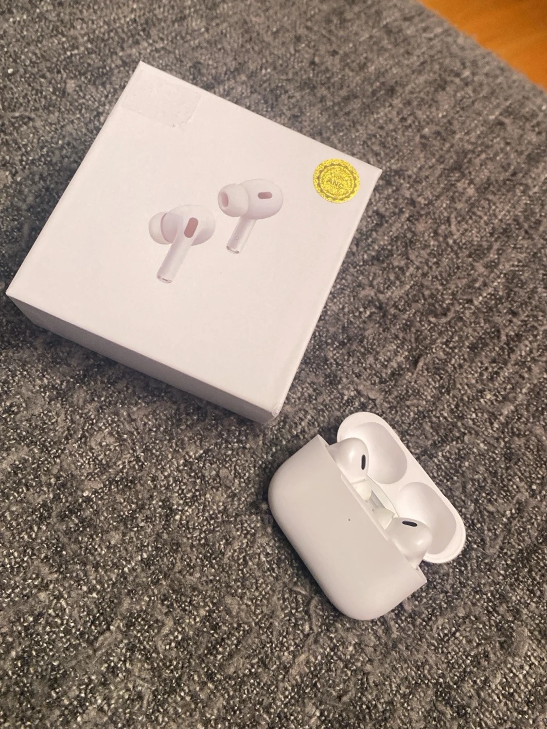 AirPods Pro - 1