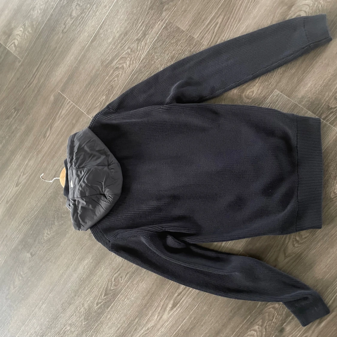 Mörkblå cardigan från Herno - 1