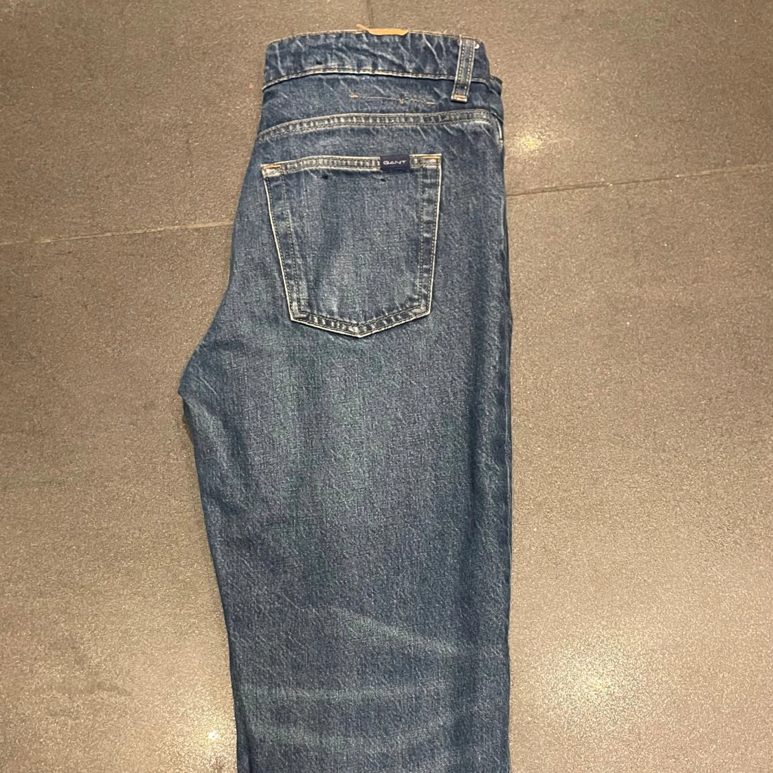 Blå relaxed jeans från Gant W28 - 1