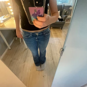 gina jeans - jättefina jeans från gina som är väl använda men har inte några defekter. storlek 170💞