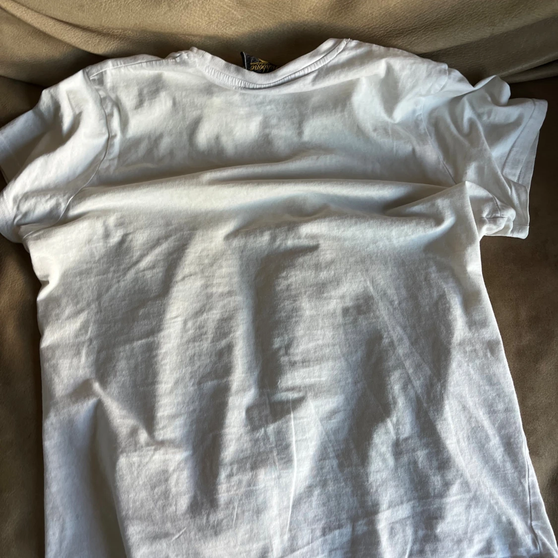 Galet snygg T-shirt - 1