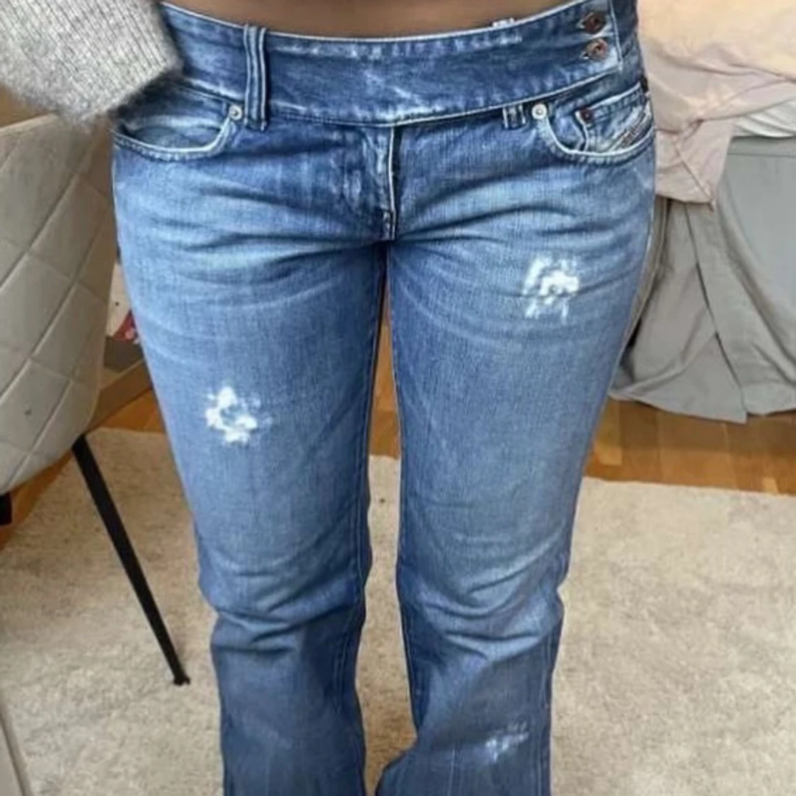 Lågmidjade blå bootcut jeans disel jeans 