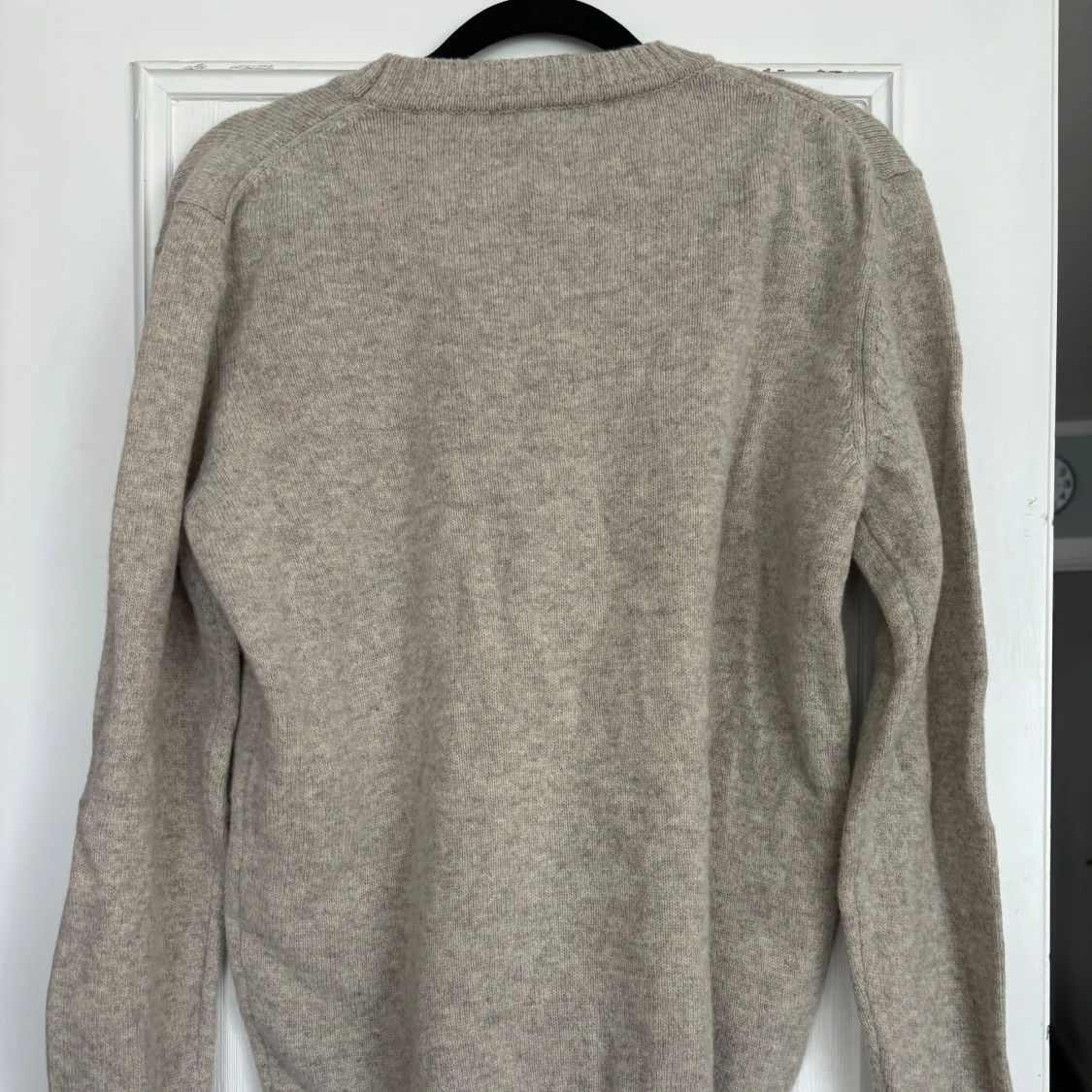 Beige stickad tröja från Paul & friends - 1