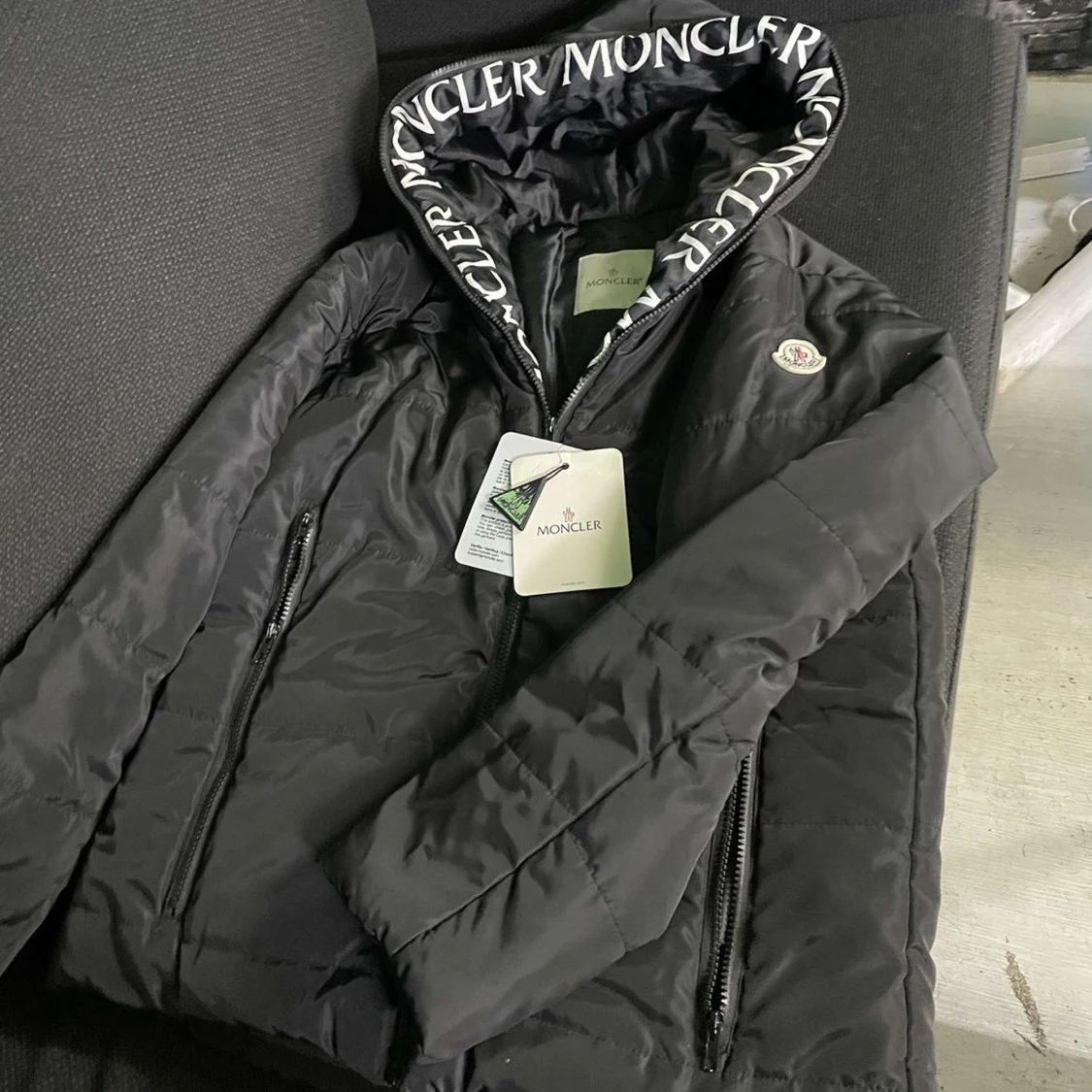 Moncler jacka