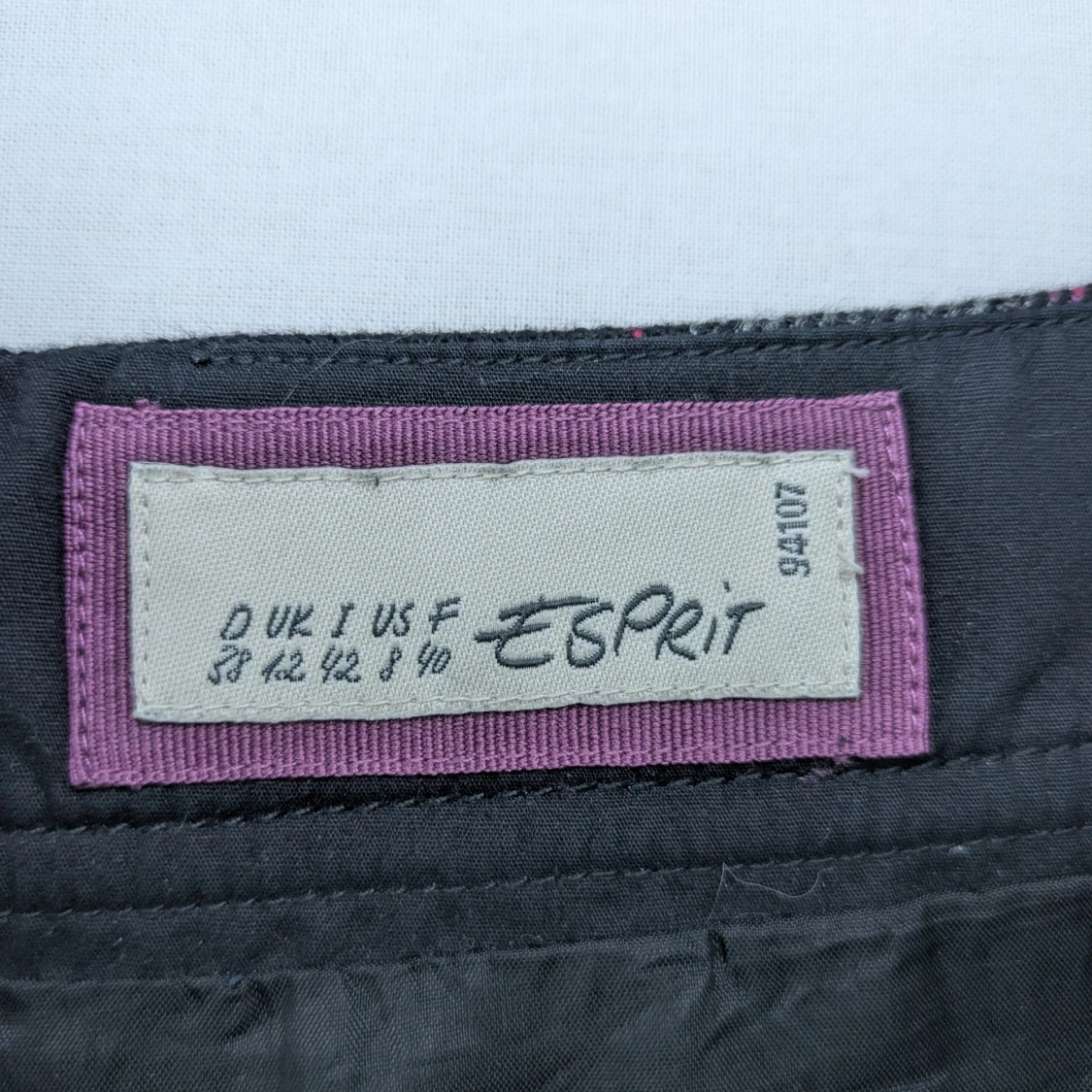 Vintage 90s/Y2K WOOL mini skirt Size 40 from Esprit - 4