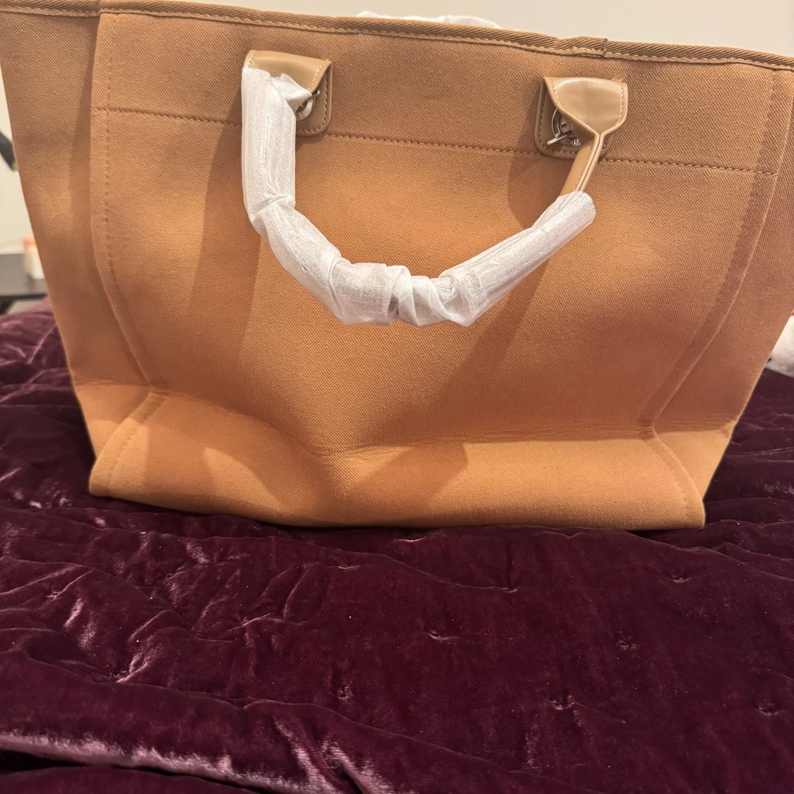 Light light brun  shopping/beach väska med kedjehandtag