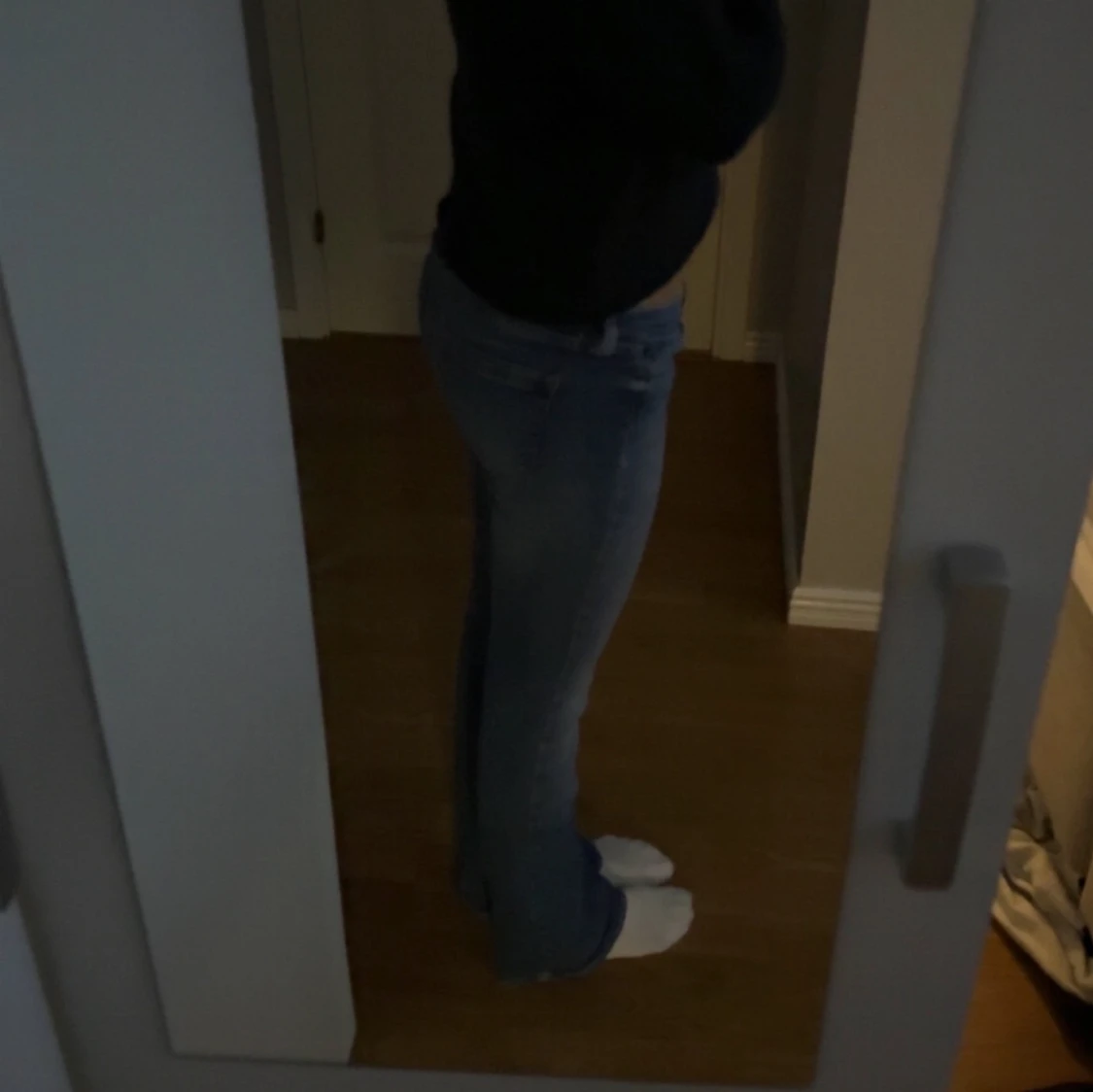 Blå bootcut jeans låg midja - 1