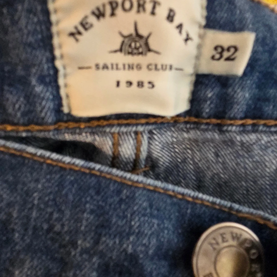 Blå jeans från Newport Bay, storlek 32 - 2