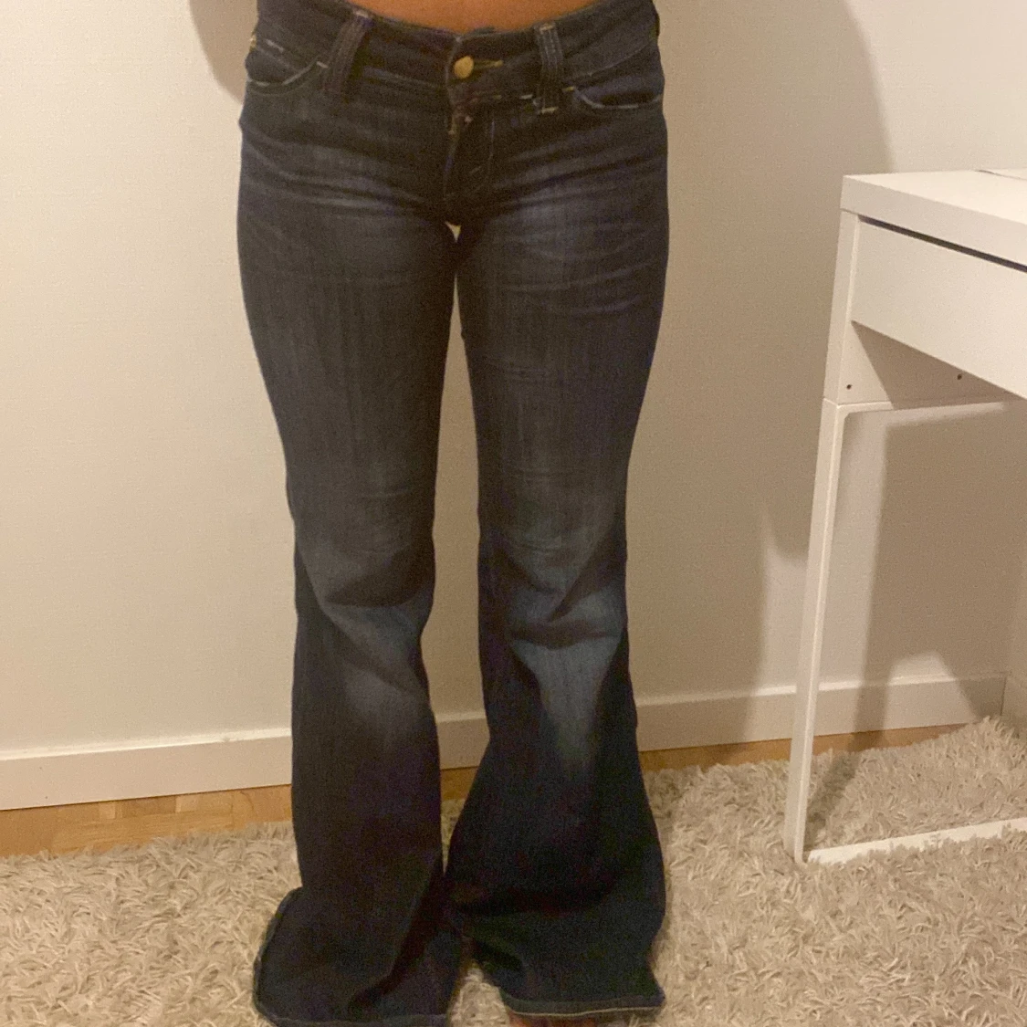 Bootcut jeans från Cheap Monday