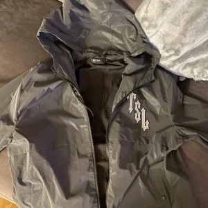 Trapstar shooters windbreaker storlek L - Trapstar windbreaker