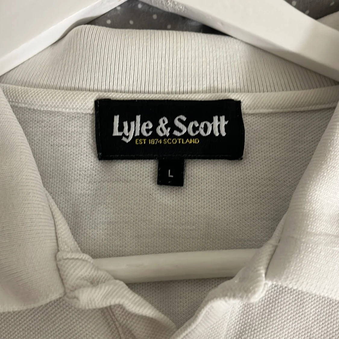 Vit pikétröja från Lyle & Scott - 2