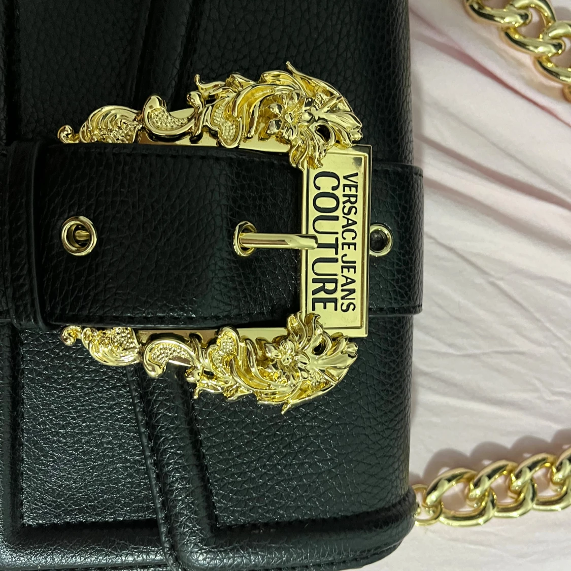 Svart axelväska från Versace Jeans Couture - 2