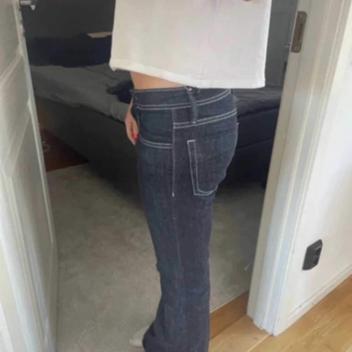 Mörkblå bootcut lågmidjade jeans - 1