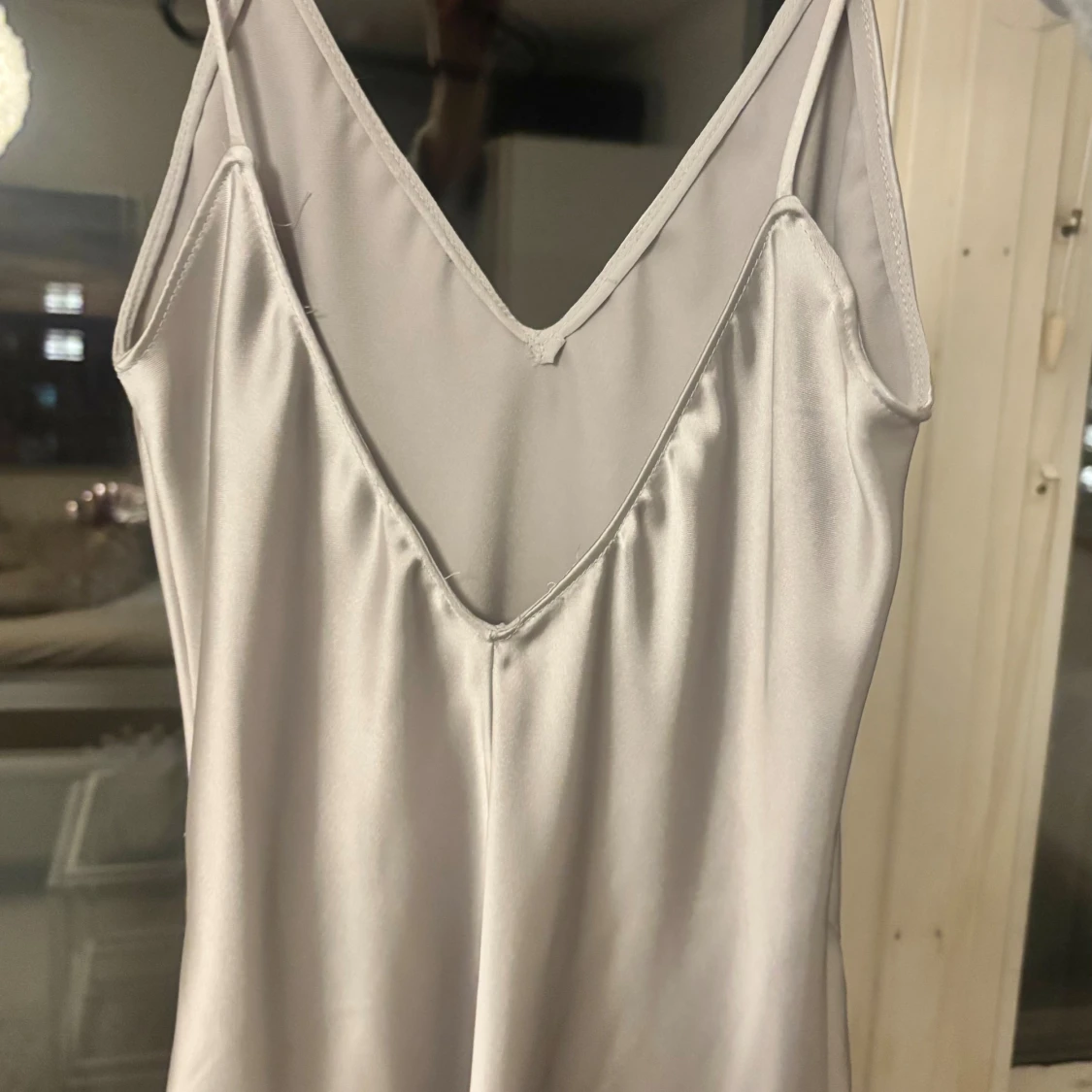 Satin långklänning från Zara - 2