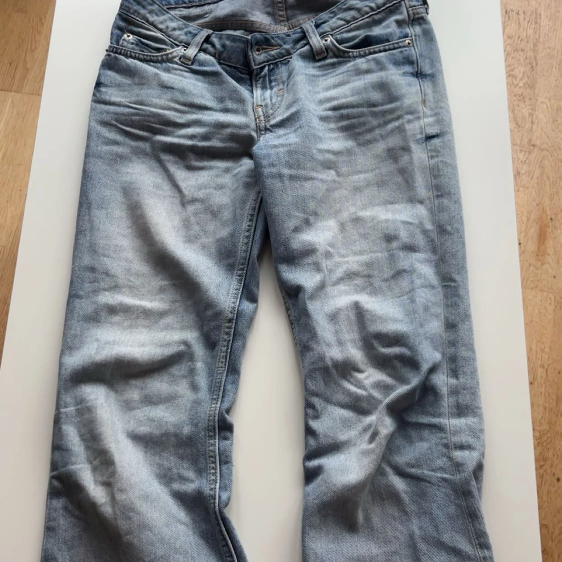 Bootcut ljusblå jeans - 2