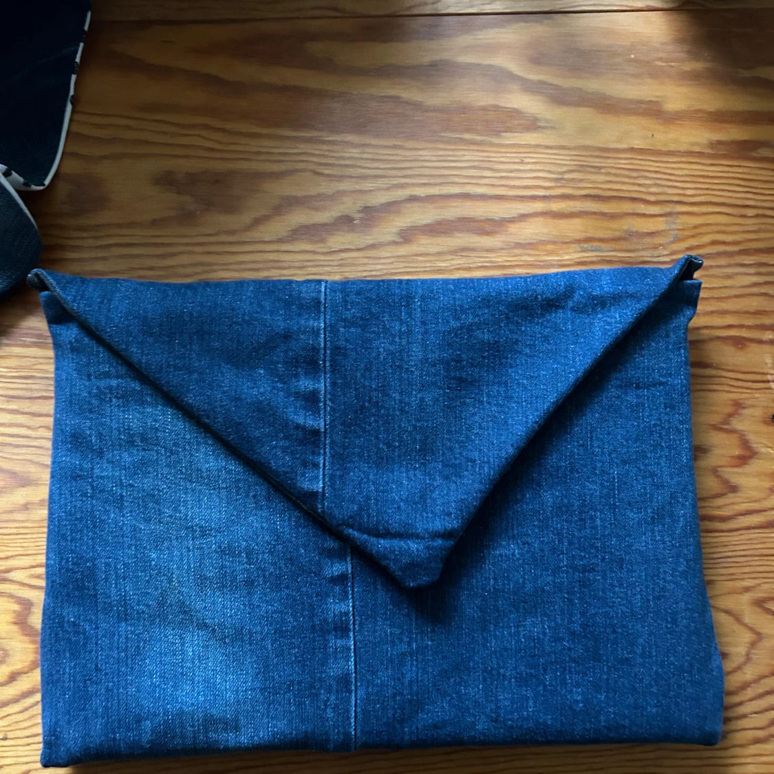 Datorfodral i blått jeansmaterial  - 3