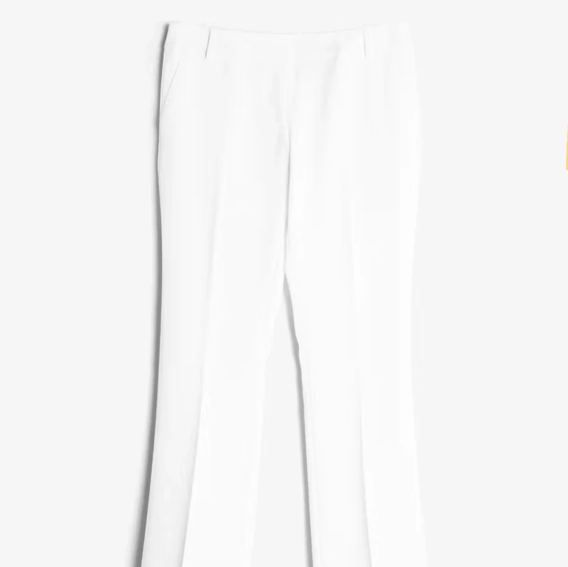 Kostymbyxor med slits