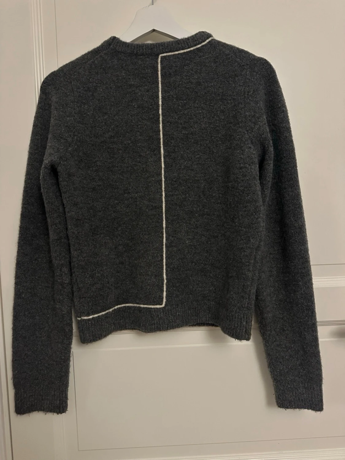 Mörkgrå stickad tröja från Zara - 2