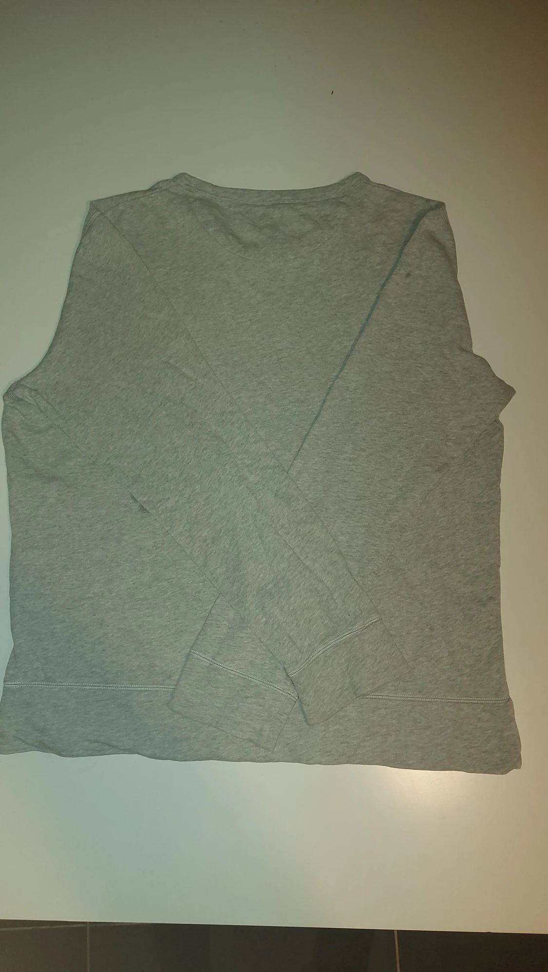 Grå långärmad tröja från GANT - 1