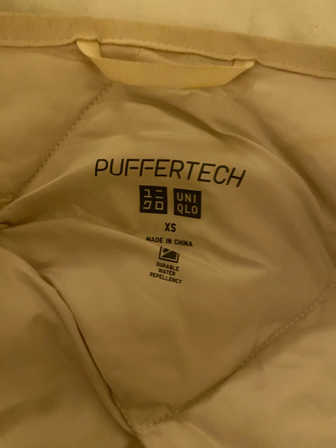Vit pufferjacka Uniqlo - 2