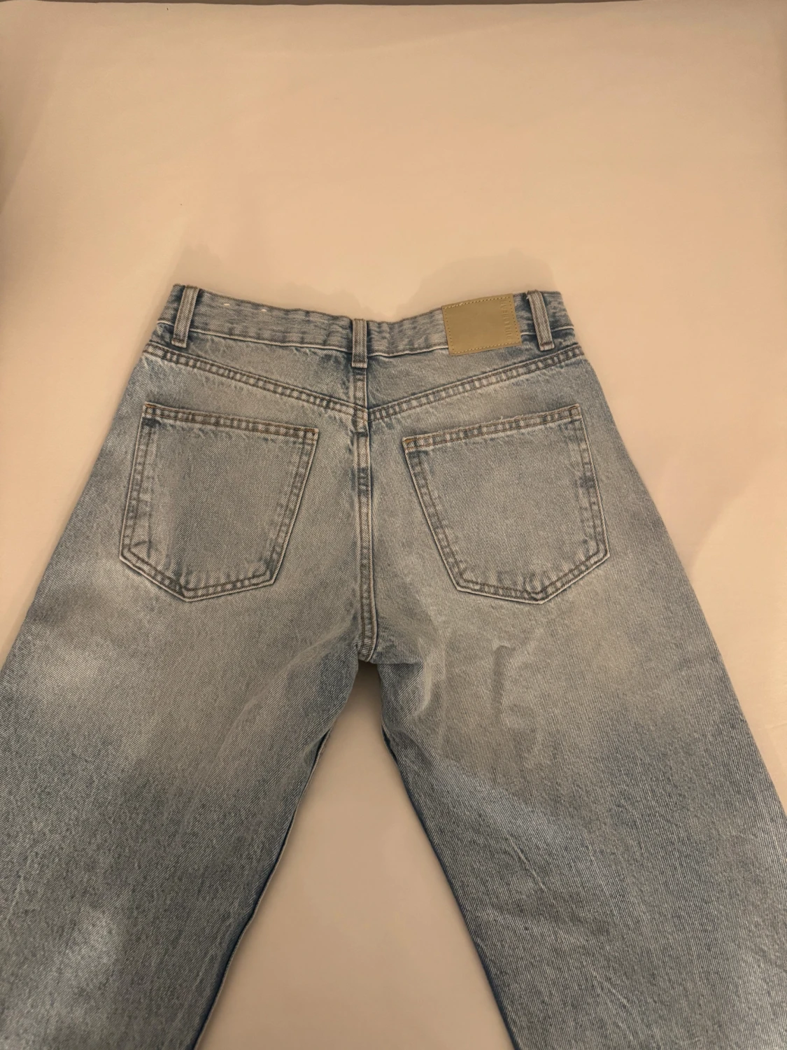 Ljusblå jeans från Pull&Bear, strl 36