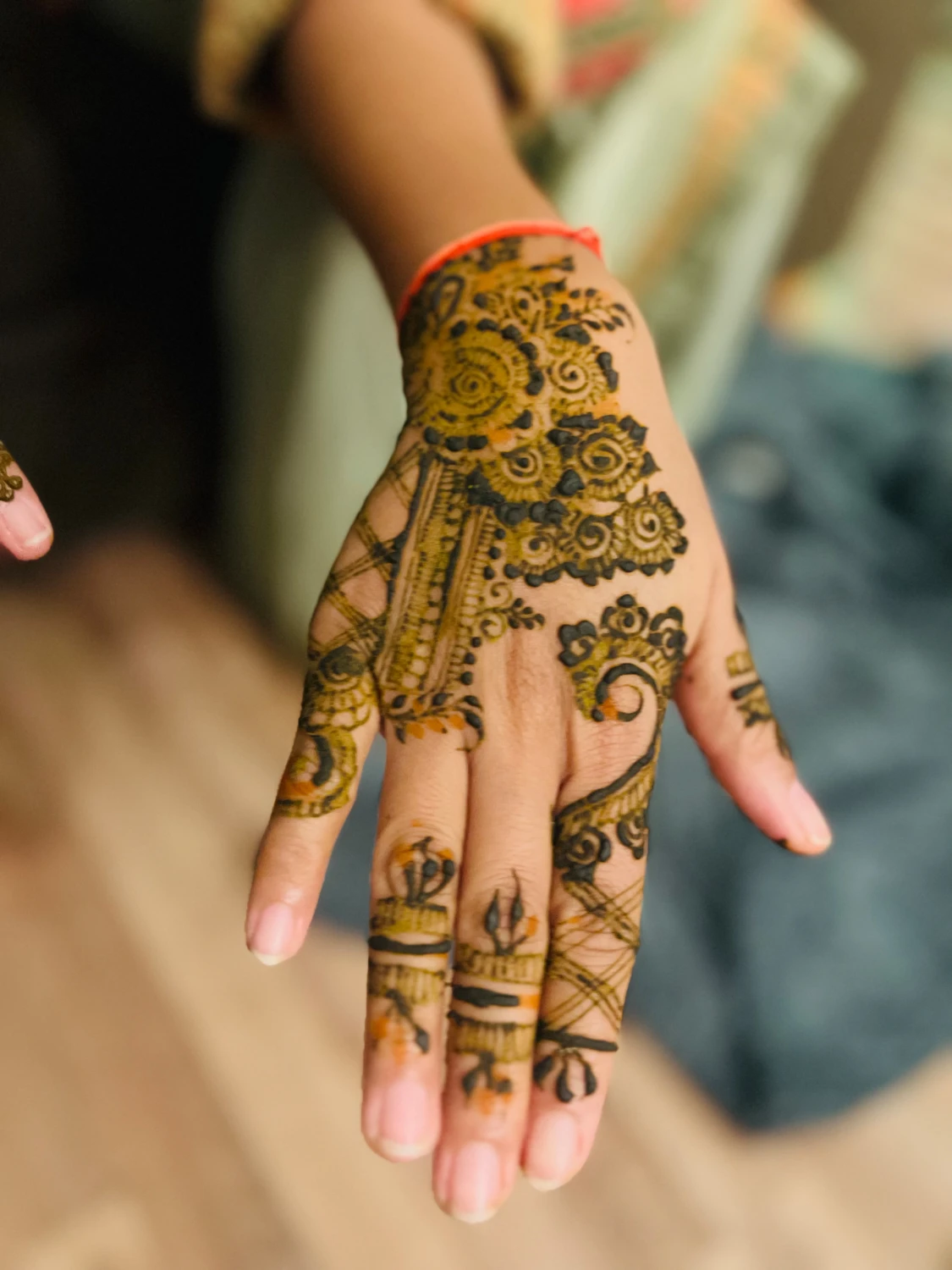 Henna mehndi för handdekoration