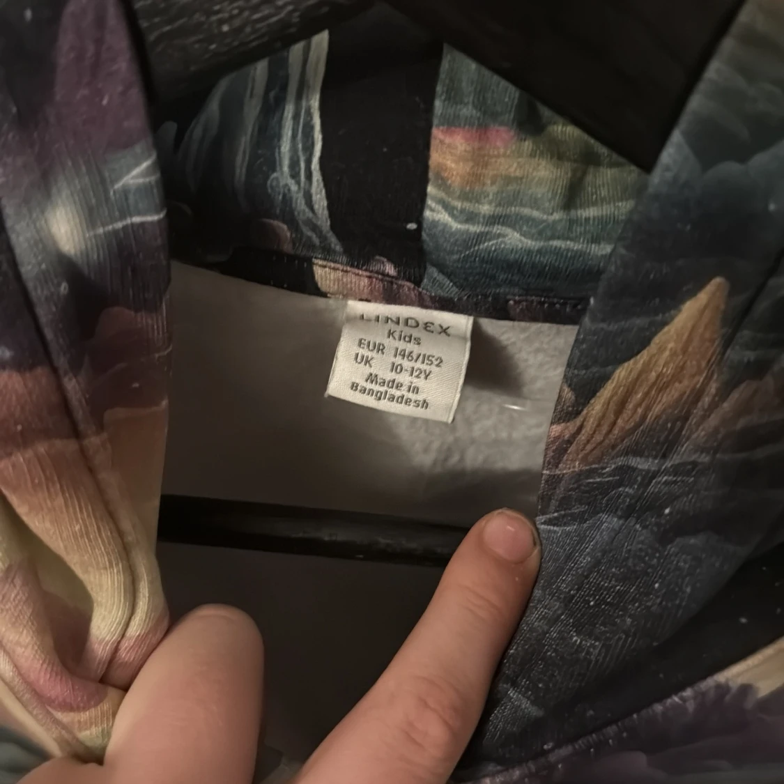 Galaxy hoodie från Lindex, färgglad - 2