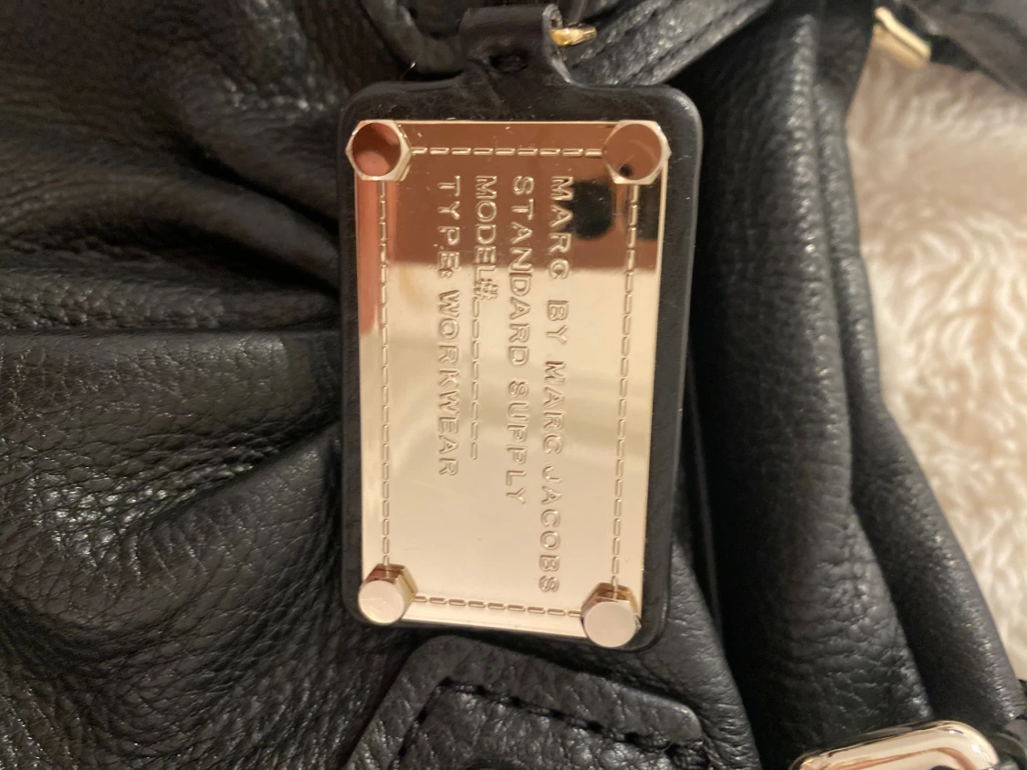 Marc Jacobs svart baby groove mini väska - 2
