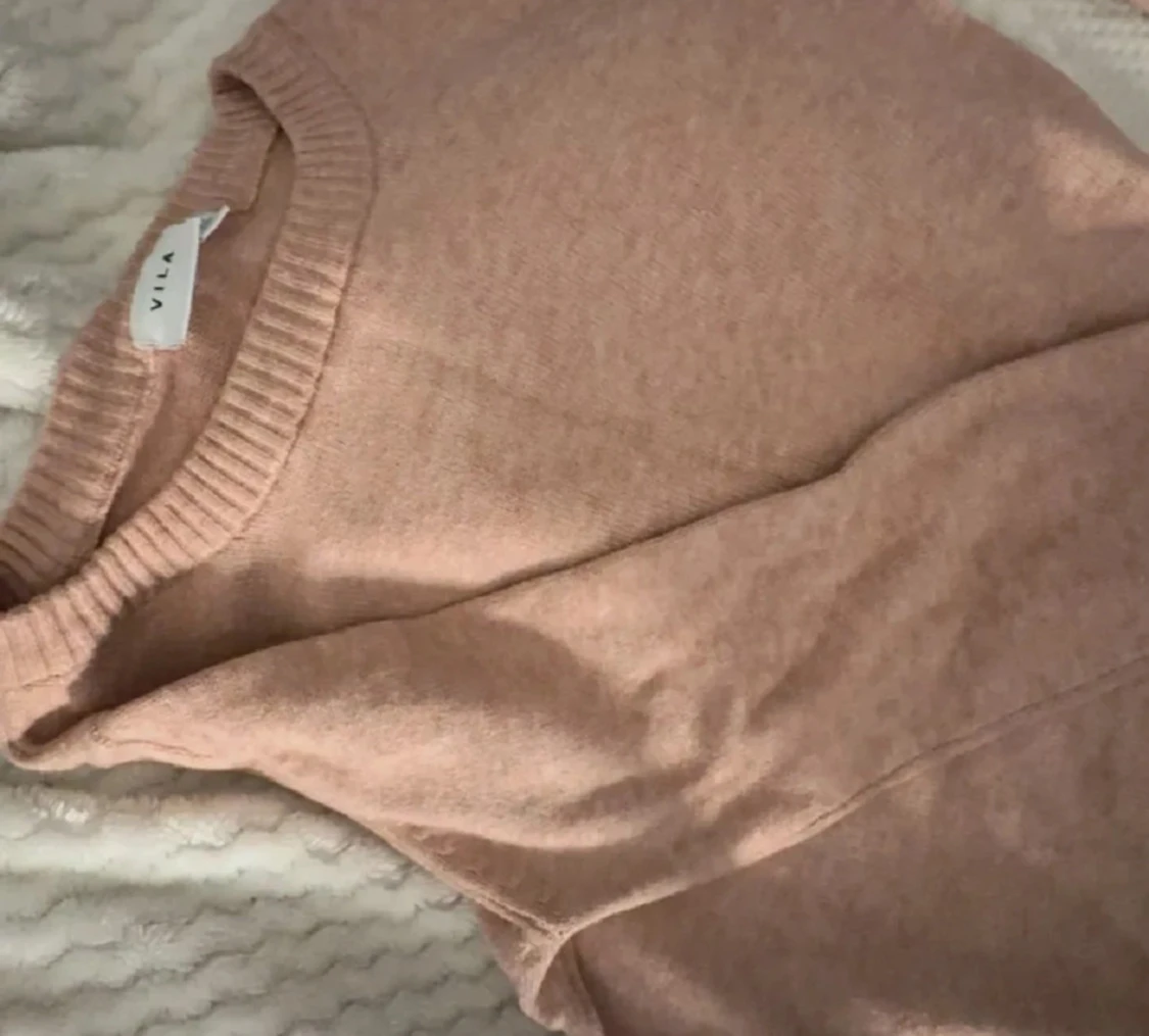 Ljusrosa stickad tröja från Vila - 1