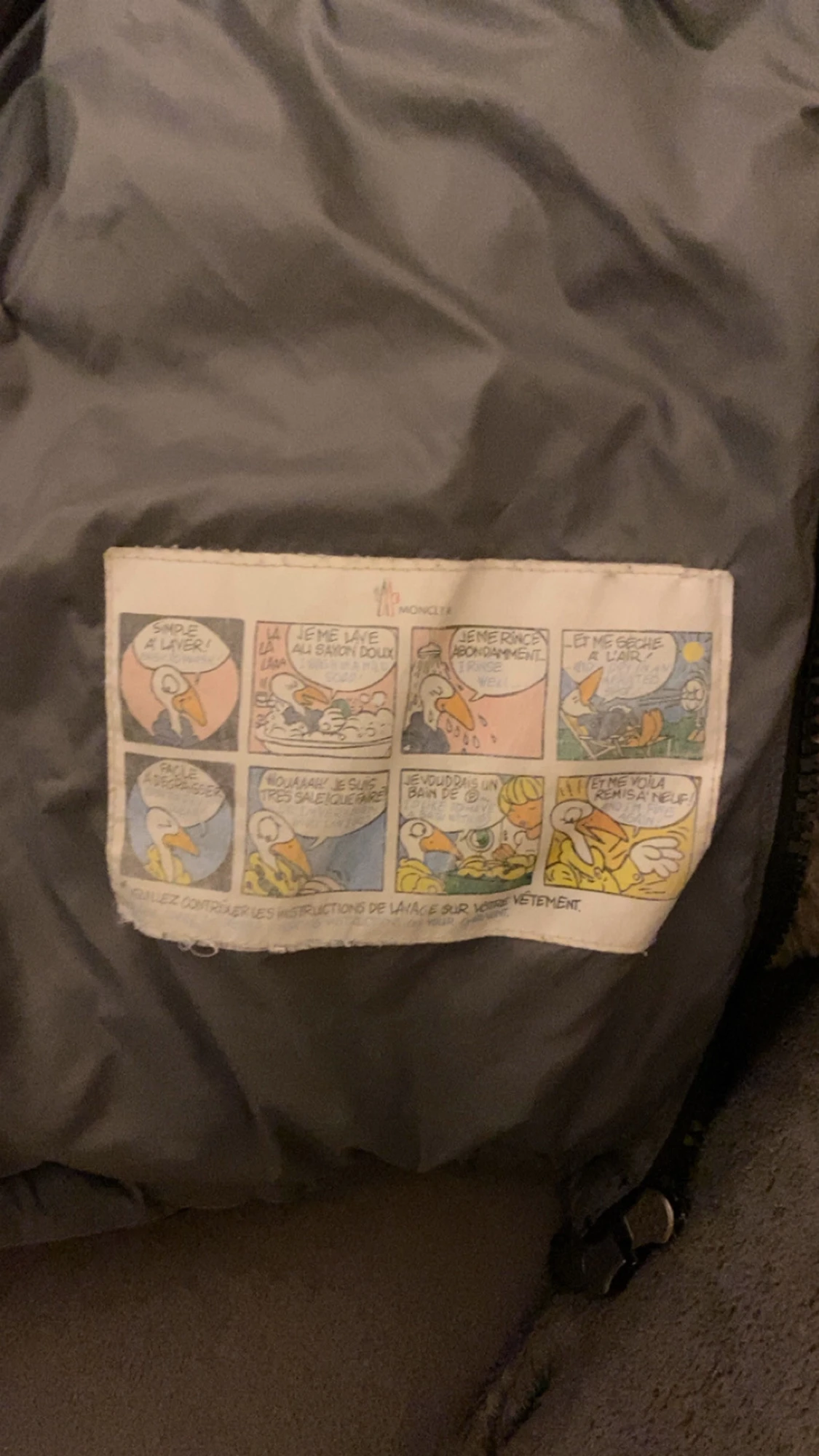 Svart Moncler pufferjacka  - 4