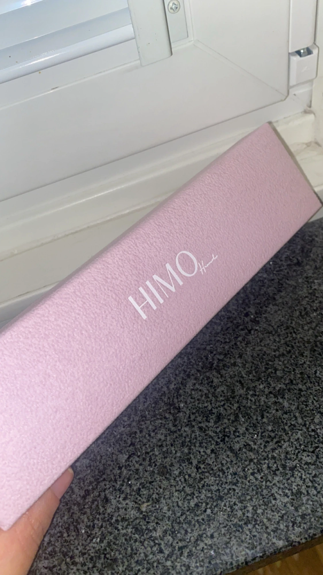 Guldarmband med vit fyrklöver från HIMO