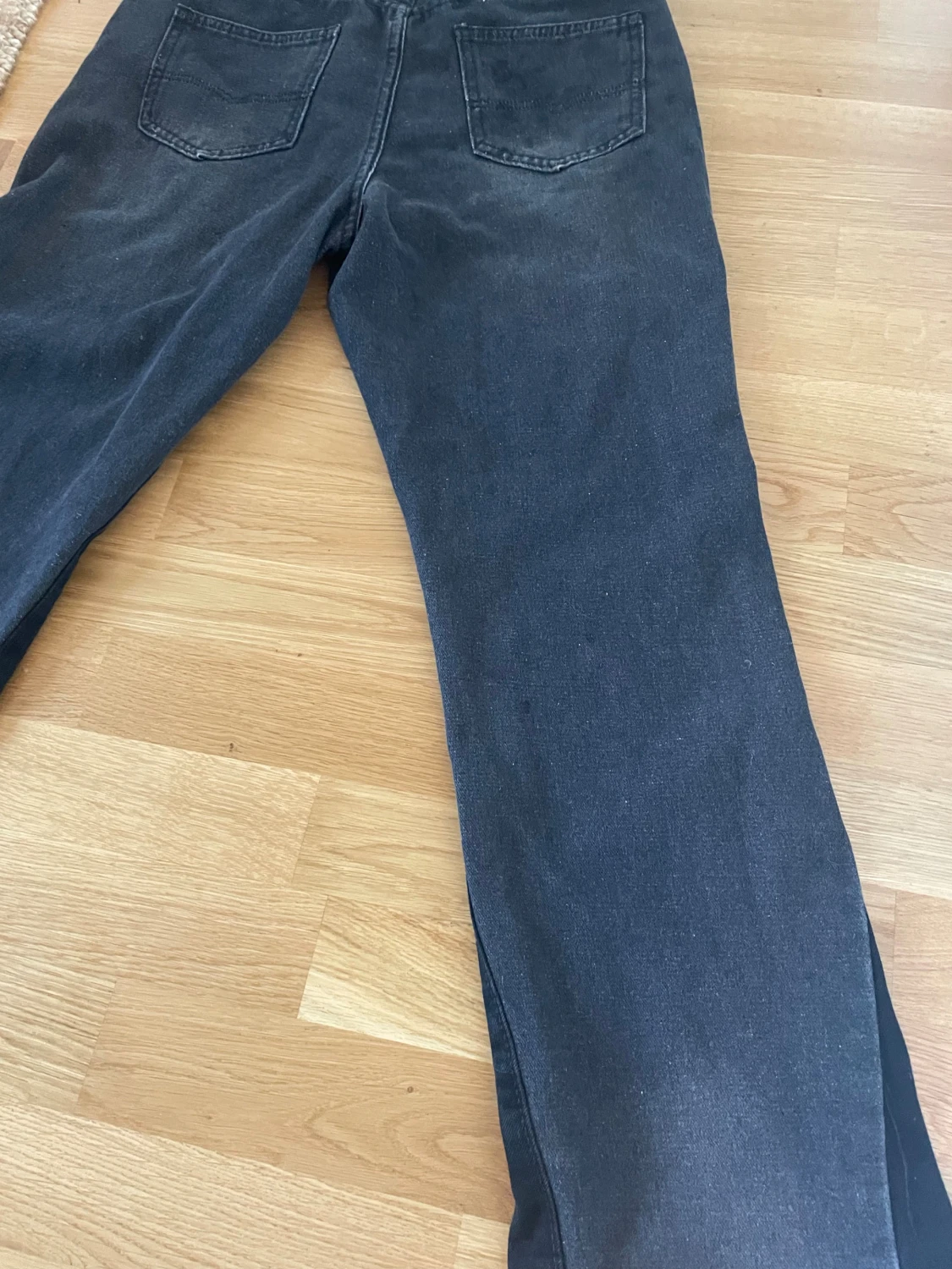 Svarta jeans från Gallery Dept  - 6