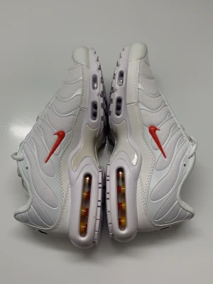 Nike vita skor - Säljer mina Nike skor